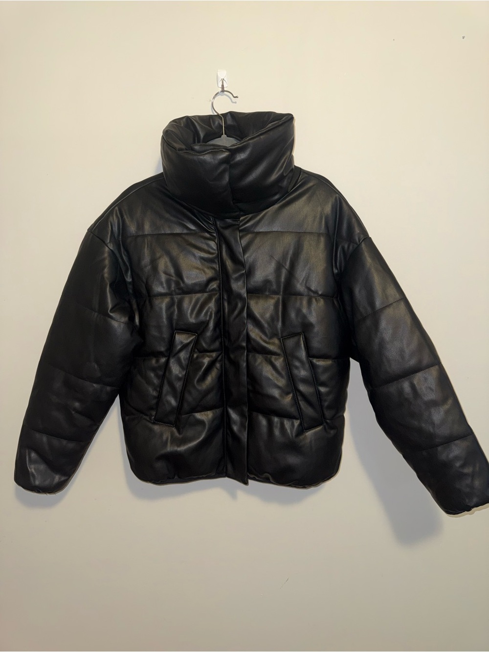 Cropp Black Puffer Jacket Women's Outerwear Winter Coat Small